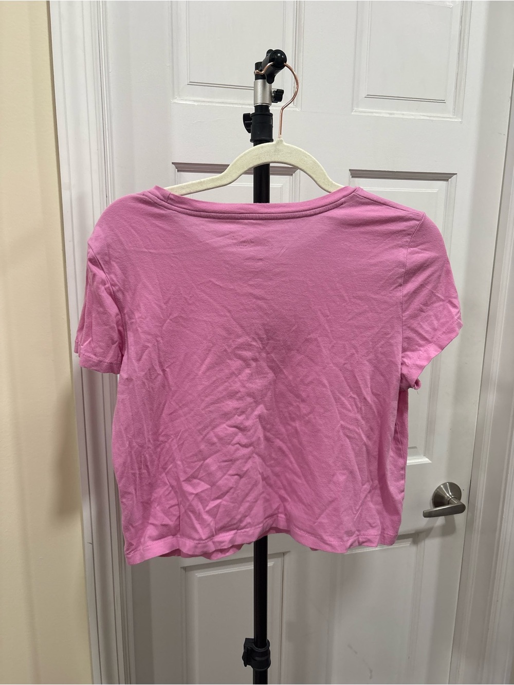 Universal Thread Pink Tee - Picture 3 of 3